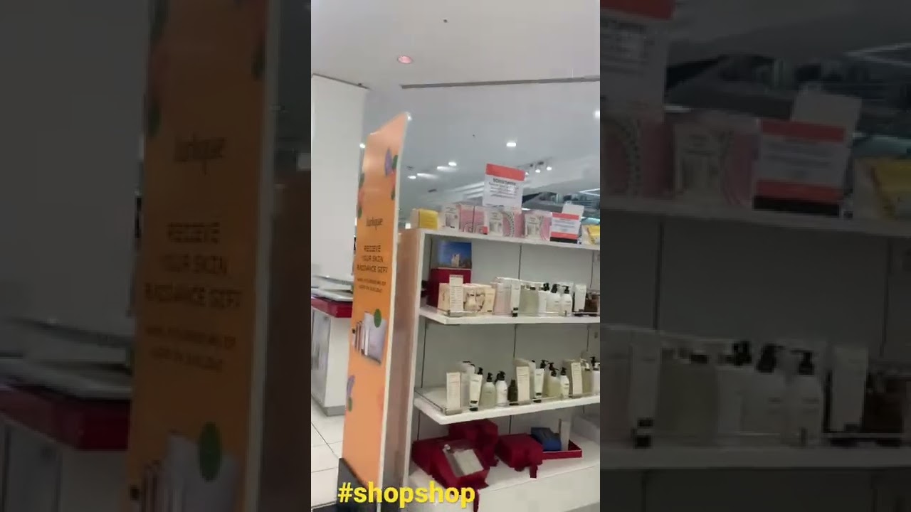 Shopping time … let’s get some perfumes and all that good stuff 