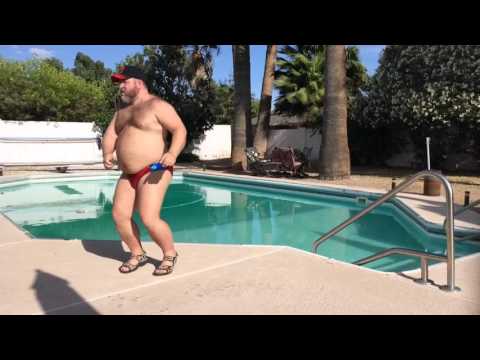 People Can't Stop Sharing This Video Of A Guy Dancing To 'Can't Stop The Feeling!' In A Speedo