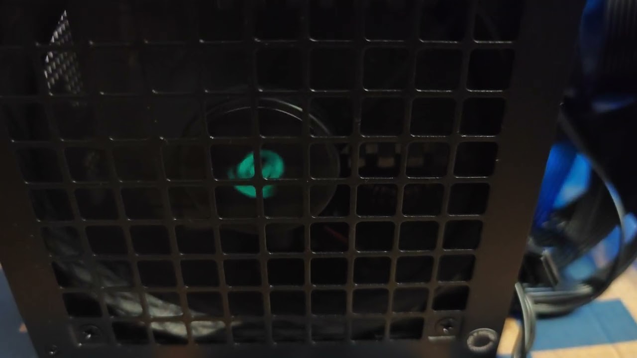 Звук работы вентилятора БП EEPCOOL GamerStorm PK600D при нагрузке наполовину