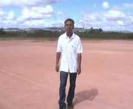 L' ami Eugene Aza manararaotra