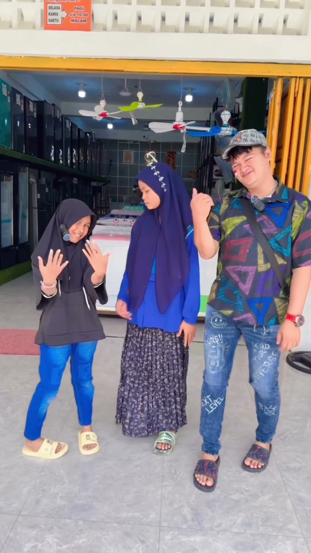 Hadiah kulkas baru buat mama ??