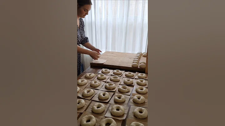 Christmas Market prep!💪#sourdoughbread #baking #sourdoughtips #breadbaking #food #breadmaking