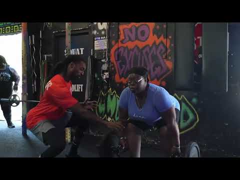 Monteasy feat. LaRussell - Stomp Out | Official Workout Video