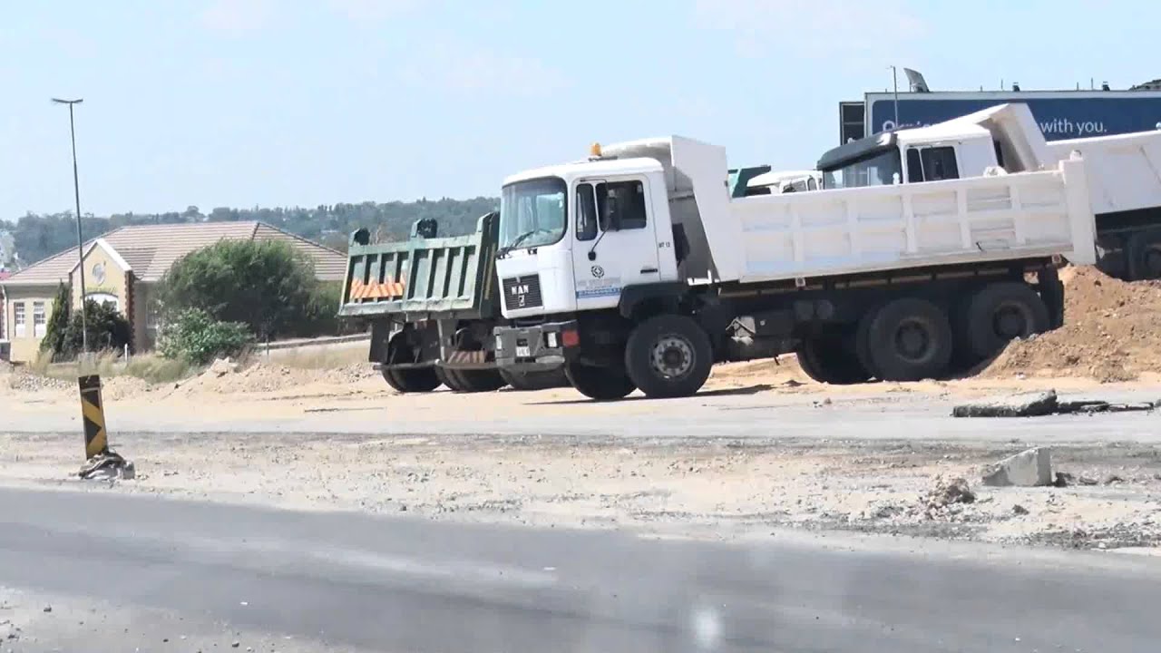 Witkoppen Road Construction 2:45min