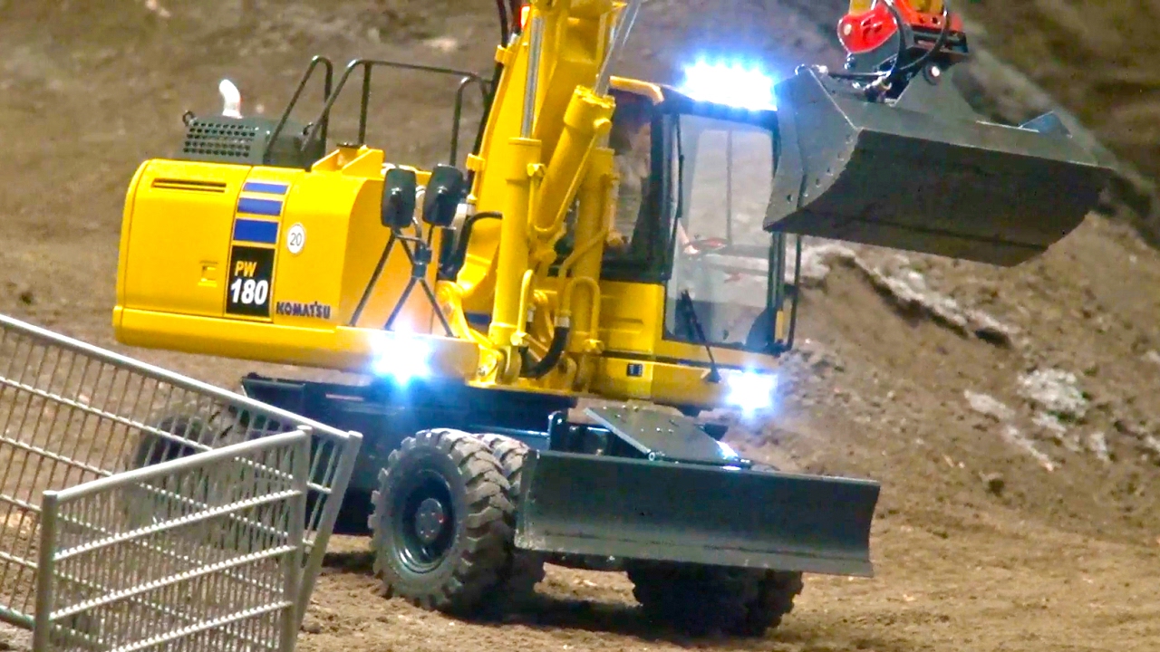 RC Mobil-Excavator Komatsu PW-180 Fumotec RC Truck s RC Mobil-Excavator Komatsu PW-180 Fumotec RC Truck s