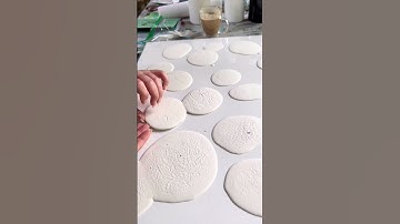 textured art on canvas tutorial, textured art on canvas art on canvas diy #mixedmediaart #textureart