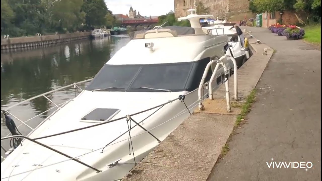 Newark castle,and barge.