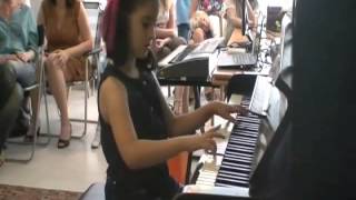 Soft Mozart Recital 2013 - Eliana, 6 y.o., Israel, Nikolaev Etude screenshot 4