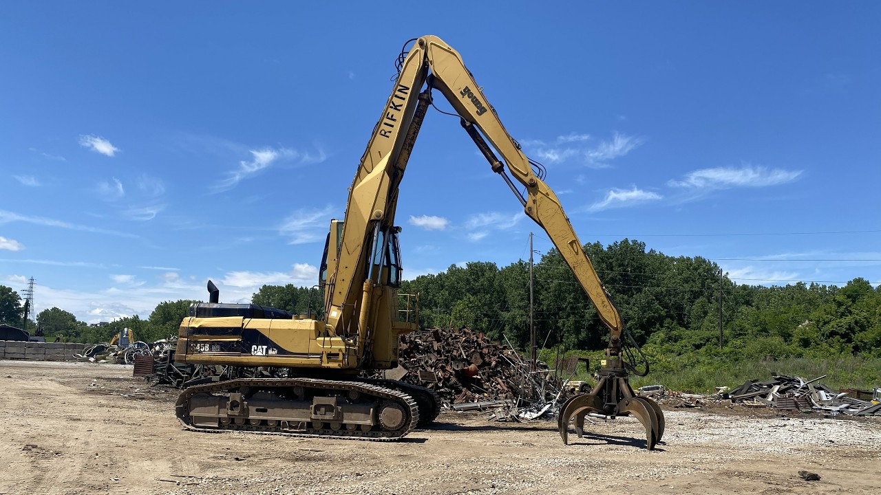 DADE Auctions - 2003 Caterpillar 345B MH Tracked Material Handler