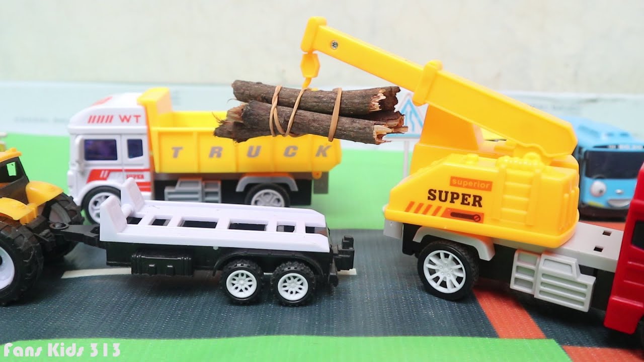  Mobil  mobilan truk mainan  mobil  derek mengangkut kayu  