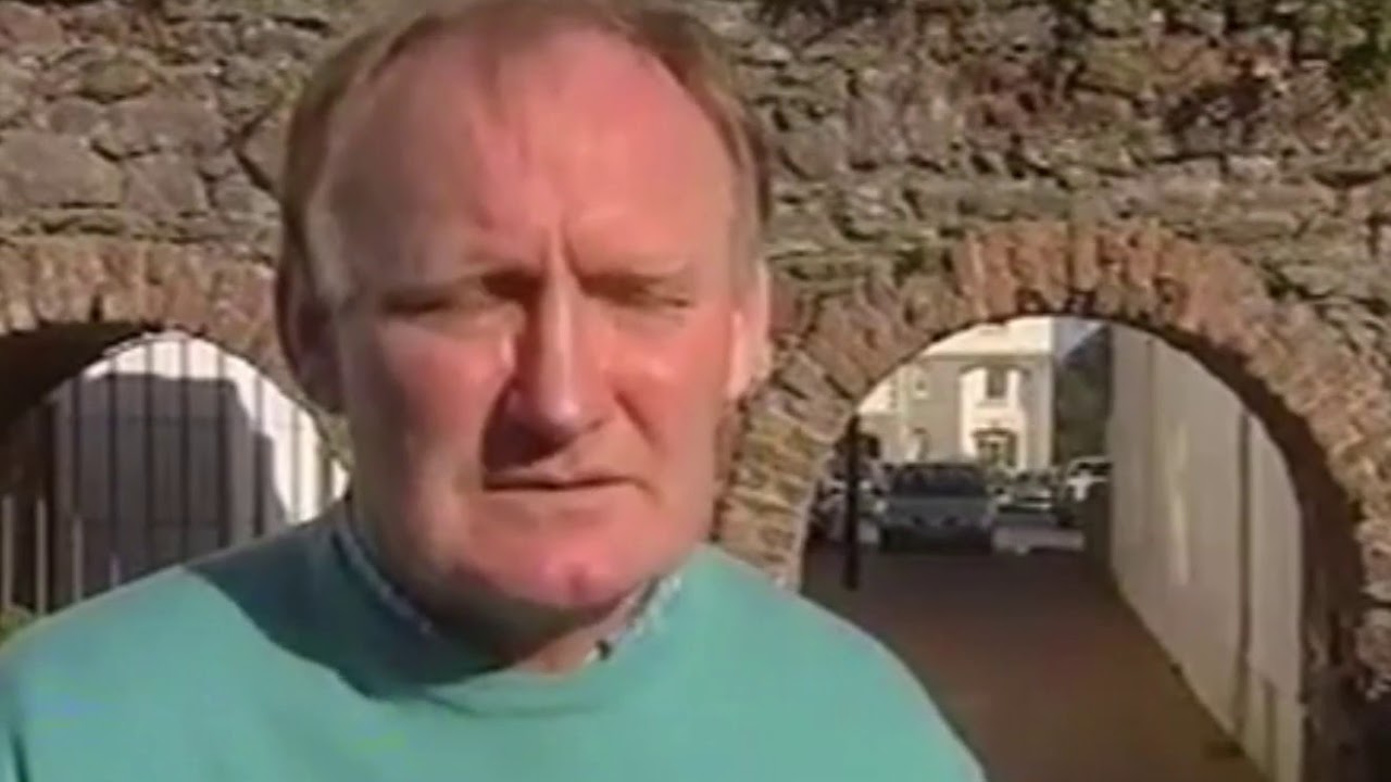 Roy Keane wrote to 92 Clubs for a single Trial