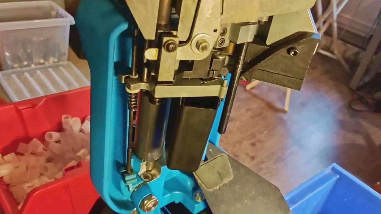 Dillon SL900 - YouTube