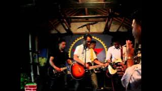Broken Rose - Burn Me Nicely live at Bintang Cafe