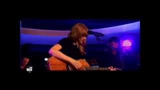 Video thumbnail of "Taylor Swift - 22 (acoustic)"