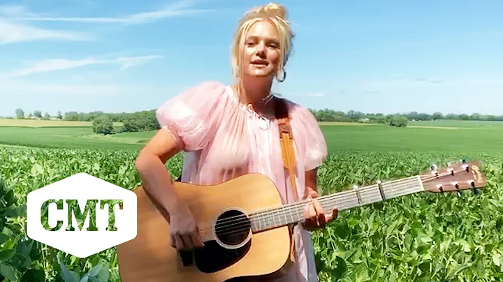 Hailey Whitters Performs 'Janice At The Hotel Bar'...