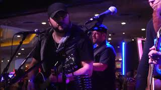 Tyler Farr live in Vegas 2018