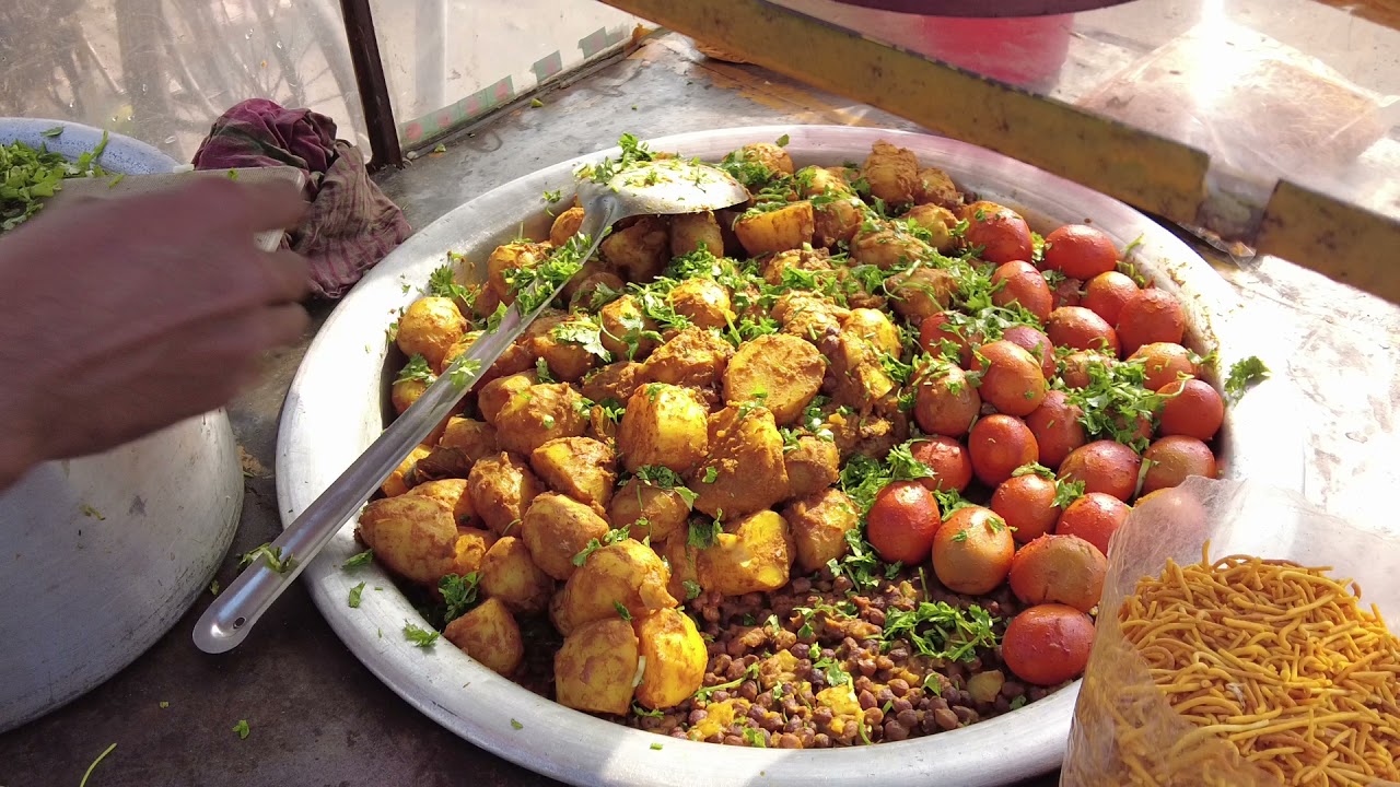 Most Popular Jhal Muri Street Food in Dhaka | Bangladeshi Street Food