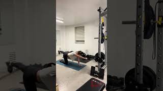 Quadruped Cable Row