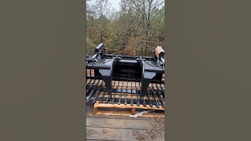 John Deere Grapple #skidsteer #johndeere #equipment