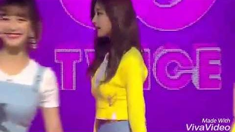 Twice(트와이스) Knock Knock Without Jihyo