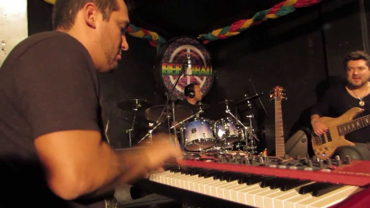 TRIFASE - Aniversário do Daniel Silveira - TEMA 3