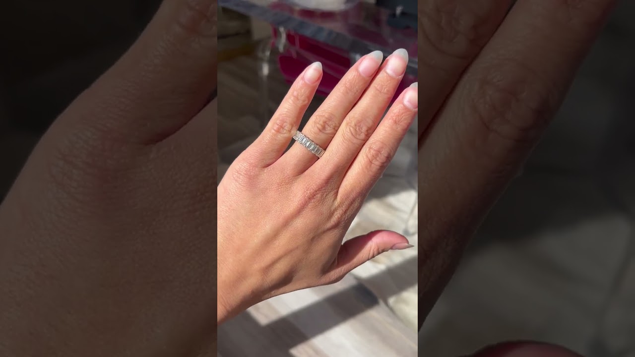 5.6ctw Emerald Cut Diamond Eternity Band