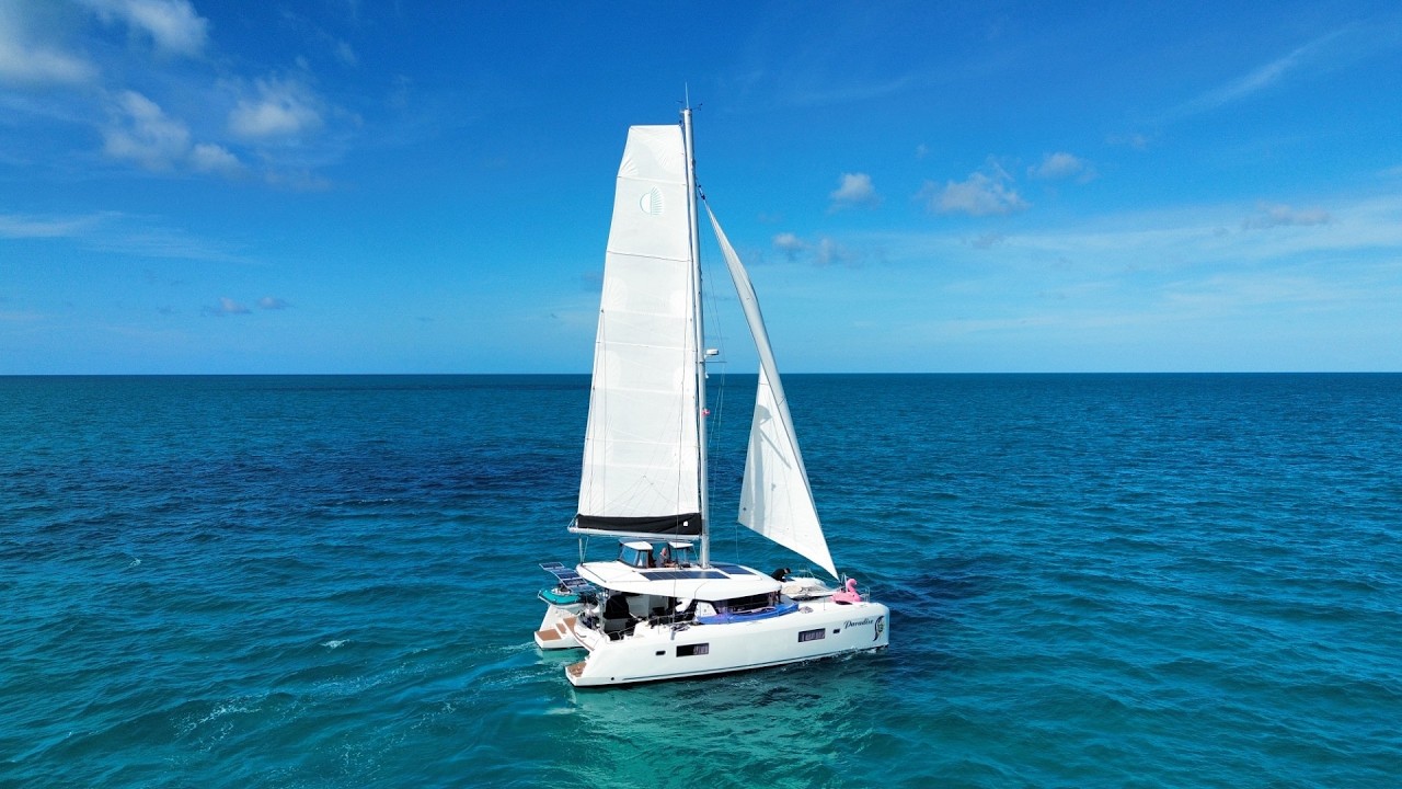 ⁣Fully-Equipped | Owner's Version | 2018 Lagoon 42 | Paradise | For Sale