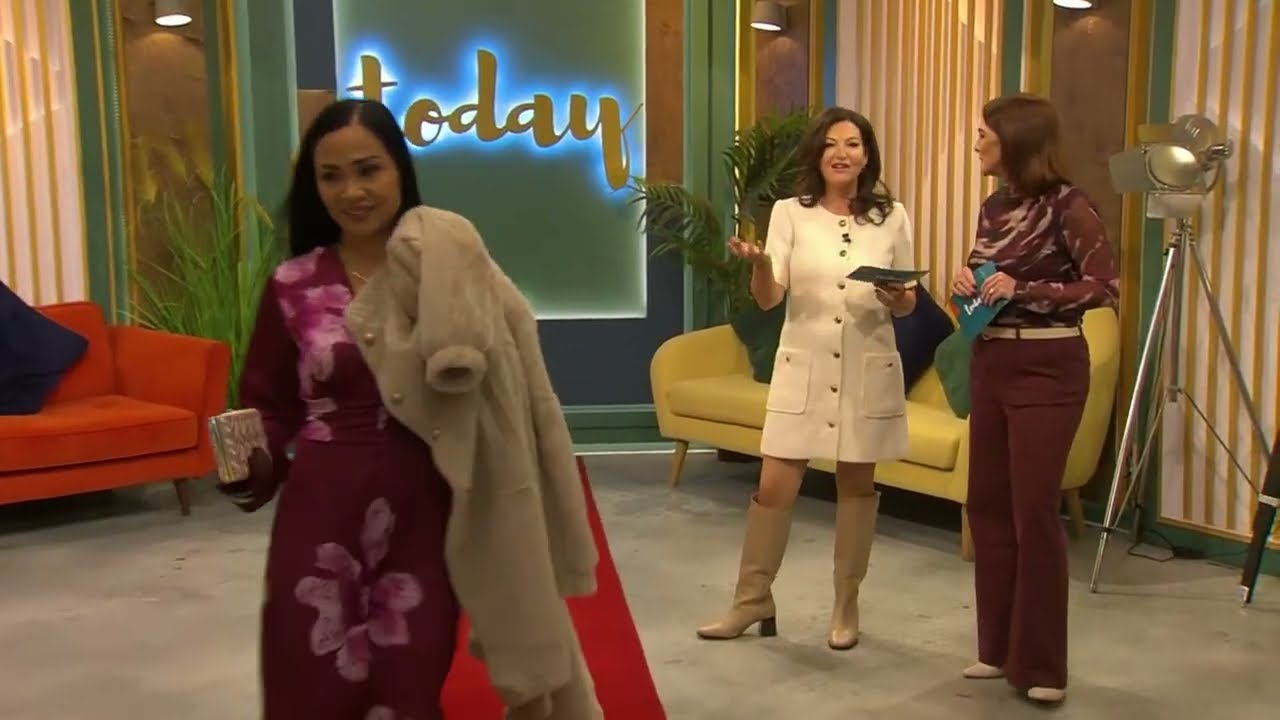 today show fashion today rté ladies dresses TV Exclusive!📺As Seen On RTE Search: green maxi dress