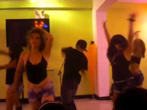 NA DE NA-DANCE FOREVER