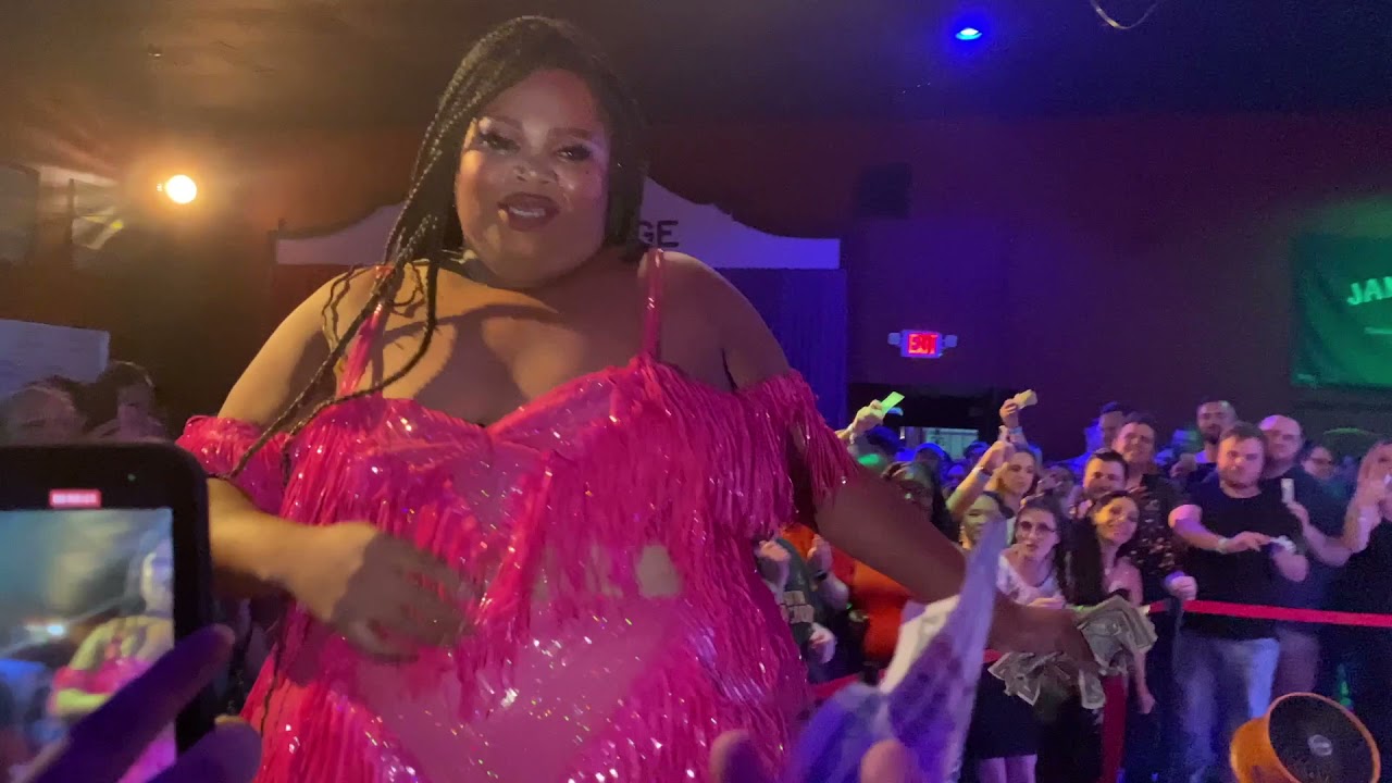 Silky Nutmeg Ganache Lizzo (Live) Mix YouTube