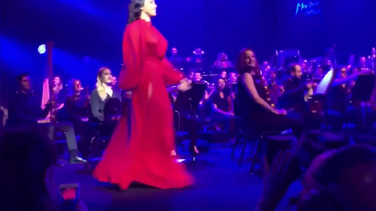 Lauren Jauregui - performing 