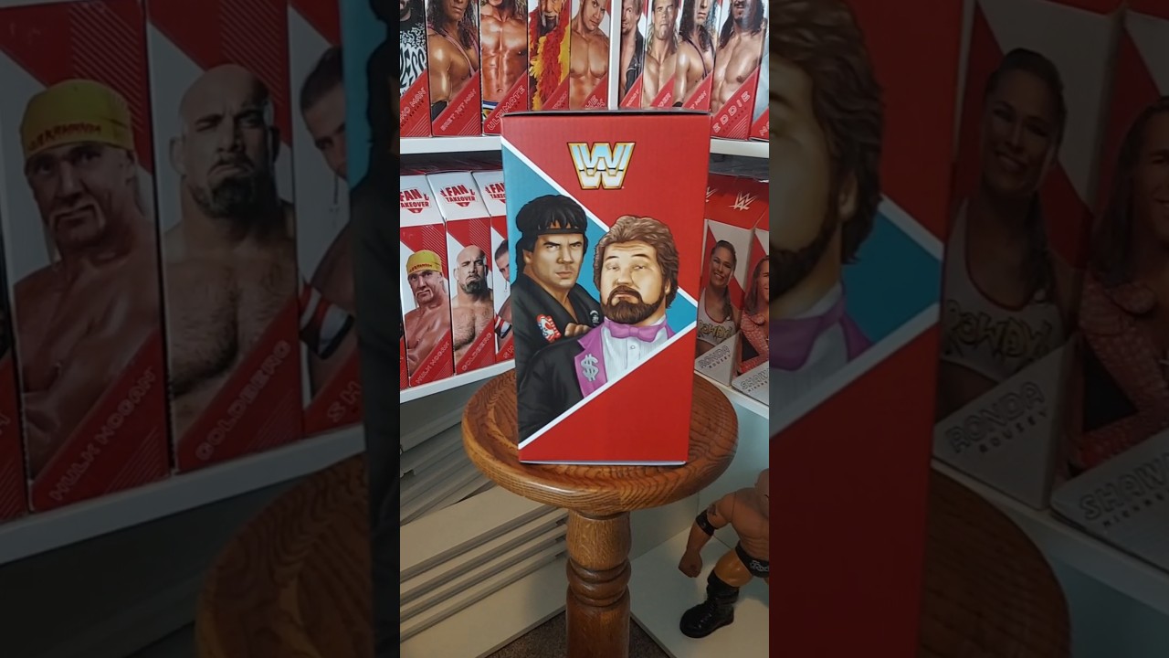WWE Mattel Ultimate Edition Coliseum Collection Ted Dibiase vs. Ricky Steamboat! 