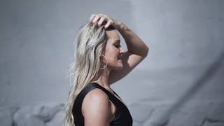 [100% Royalty Free] Pretty Blonde Woman Walking In Slow-Mo|Woman in Blonde Hair Copyright free video