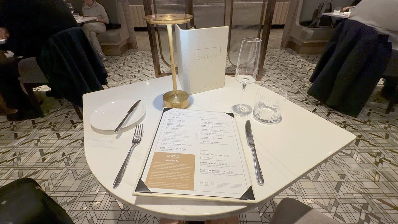 Залы ожидания AA/BA JFK Chelsea Lounge и Greenwich Lounge