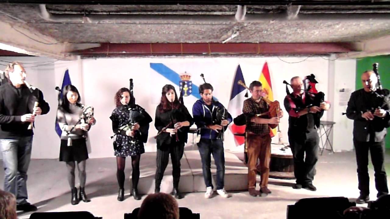 Himno del Antiguo Reino de Galicia Paris por Anton Varela y sus alunnos