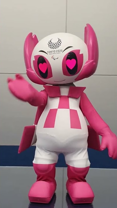 Mascots Miraitowa and Someity  are sending a #KissToParis 😘