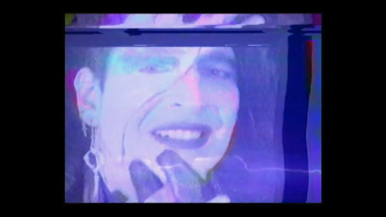 在 YouTube 上观看 MALE TEARS - HIT ME (VIDEO) 在 YouTube 上观看 MALE TEARS - HIT ME (VIDEO)