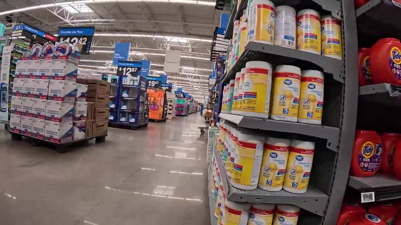 Everyday Low Prices walking through Walmart Supercenter, 8280 N Cortaro Rd, Tucson, Arizona GFH10665