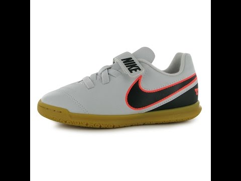 Обзор Копы Nike Tiempo Rio III IC Childrens Football Trainers