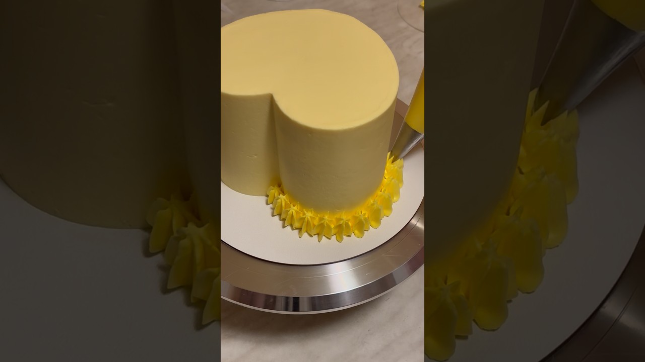 Переделка жёлтого тортика в стиле ламбет💛Как заново выровнять торт, если крем уже схватился?💫