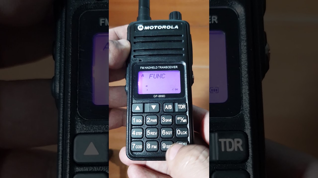 วิธีบันทึกช่อง Memory Motorola GP889D