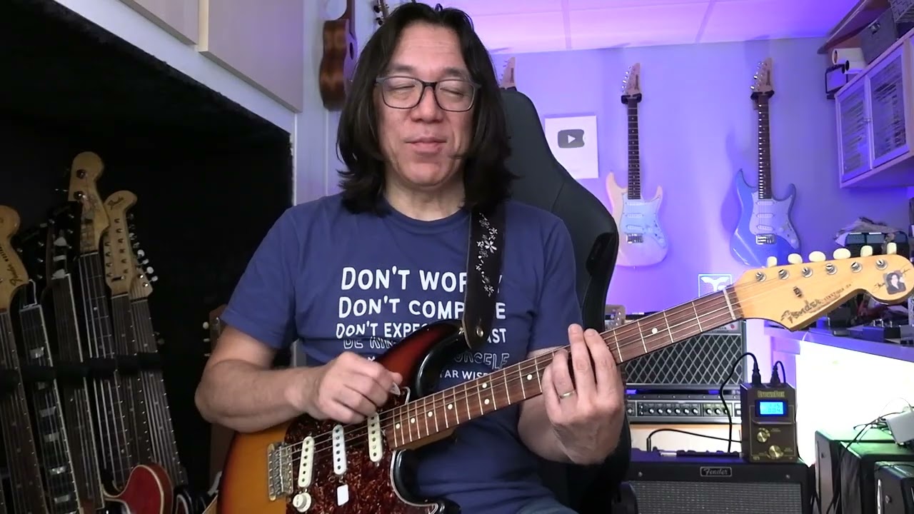 Расширенный акцент с техникой приглушения левой руки