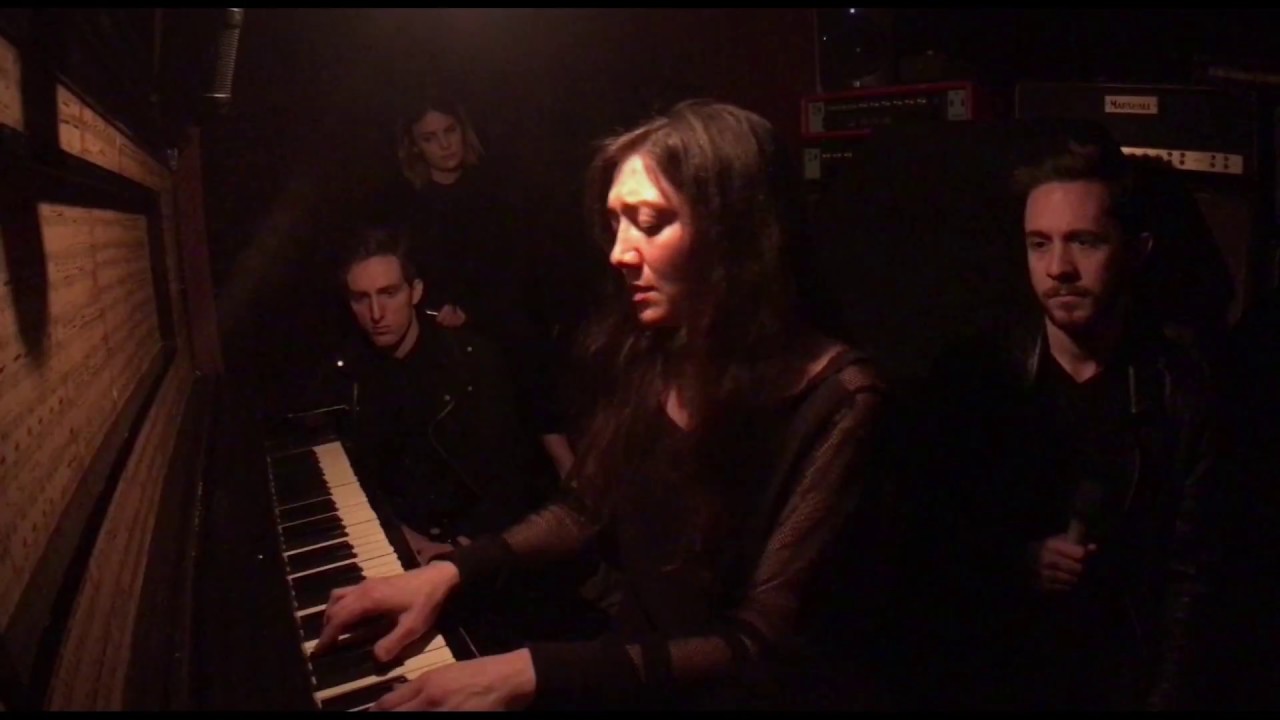 Skin Zarah Mahler YouTube