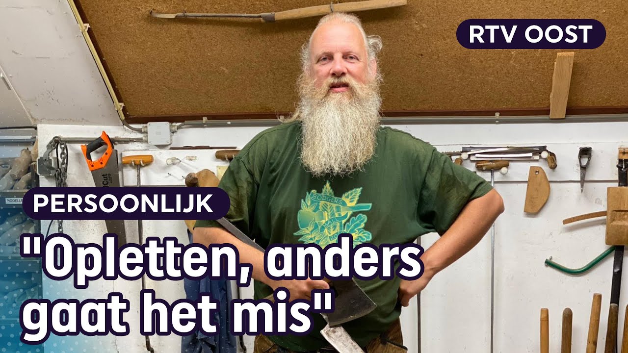 Gerald maakt nog ambachtelijke klompen met de hand | RTV Oost