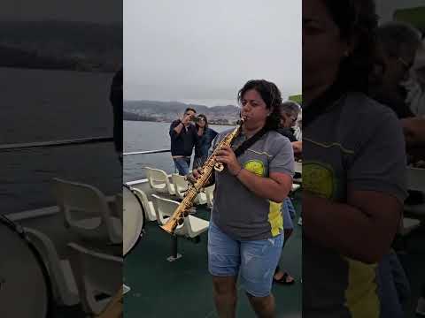 CHARANGA CQB EN CANGAS-BRAGUITA EN BARCO