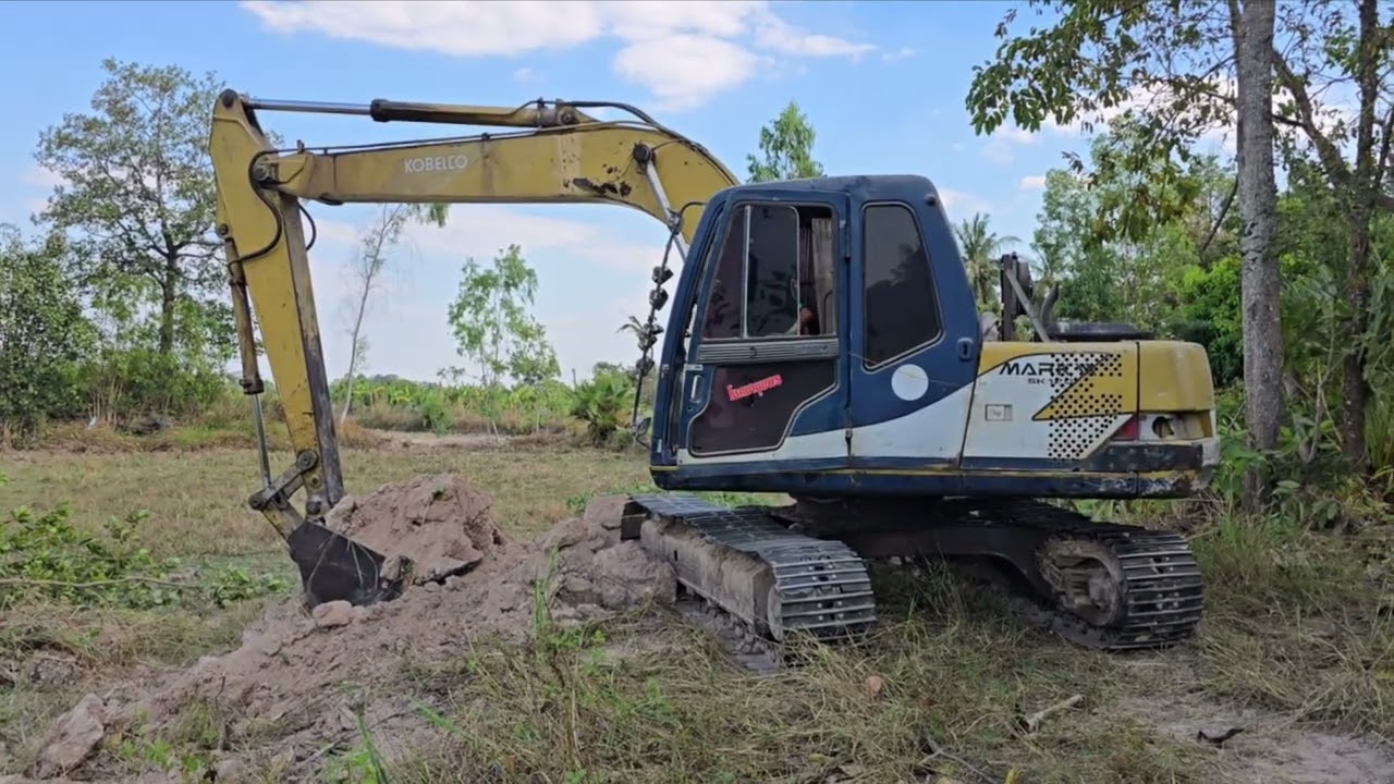  ปั้มเสียงแบบนี้ปกติไหมครับ KOBELCO SK120-1  0625870434 เก่ง