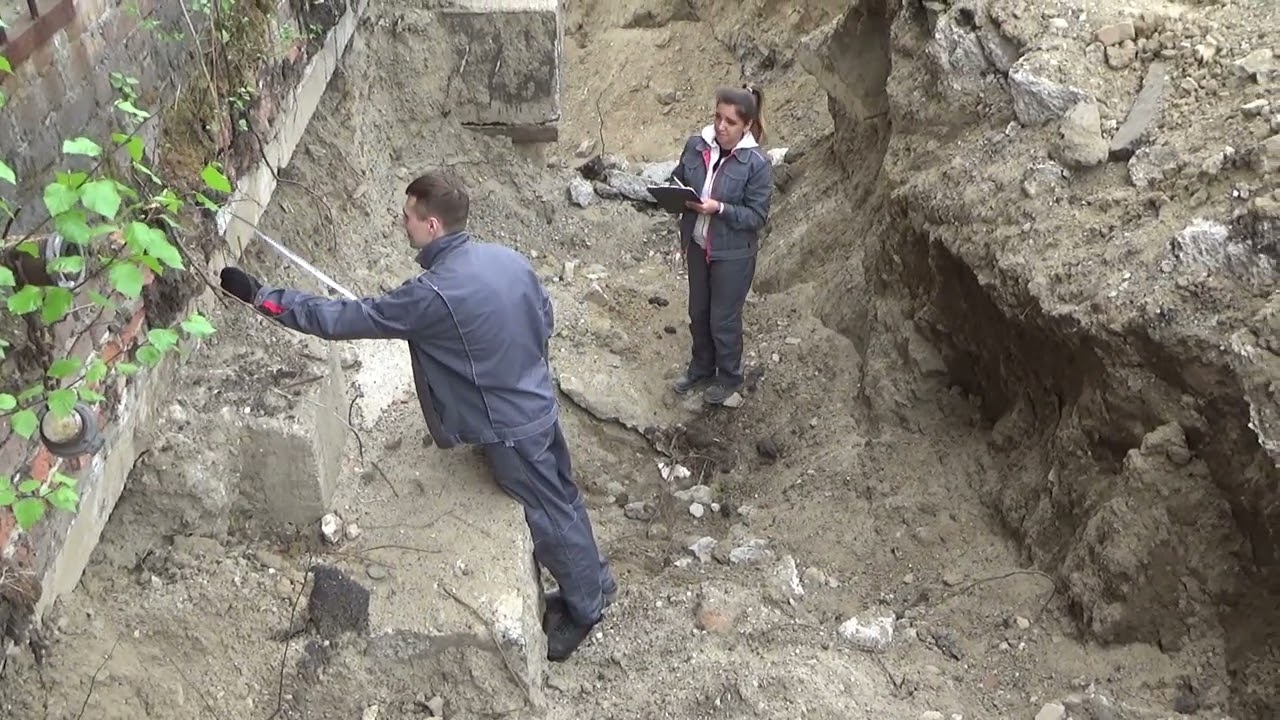 Выполняем инструментальное обследование фундаментов в шурфах - YouTube