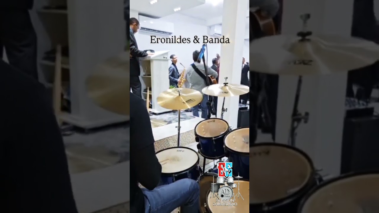 Vitória no Deserto Aline Barros com a Banda Eronildes & Banda. 