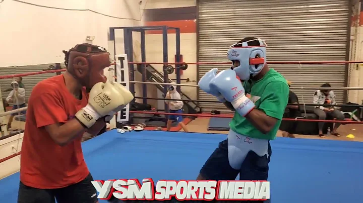 Raymond Ford spars 6rds with Paul Kroll in prepara...