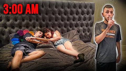 Sneaking into FaZe Rugs house IN THE MIDDLE OF THE...